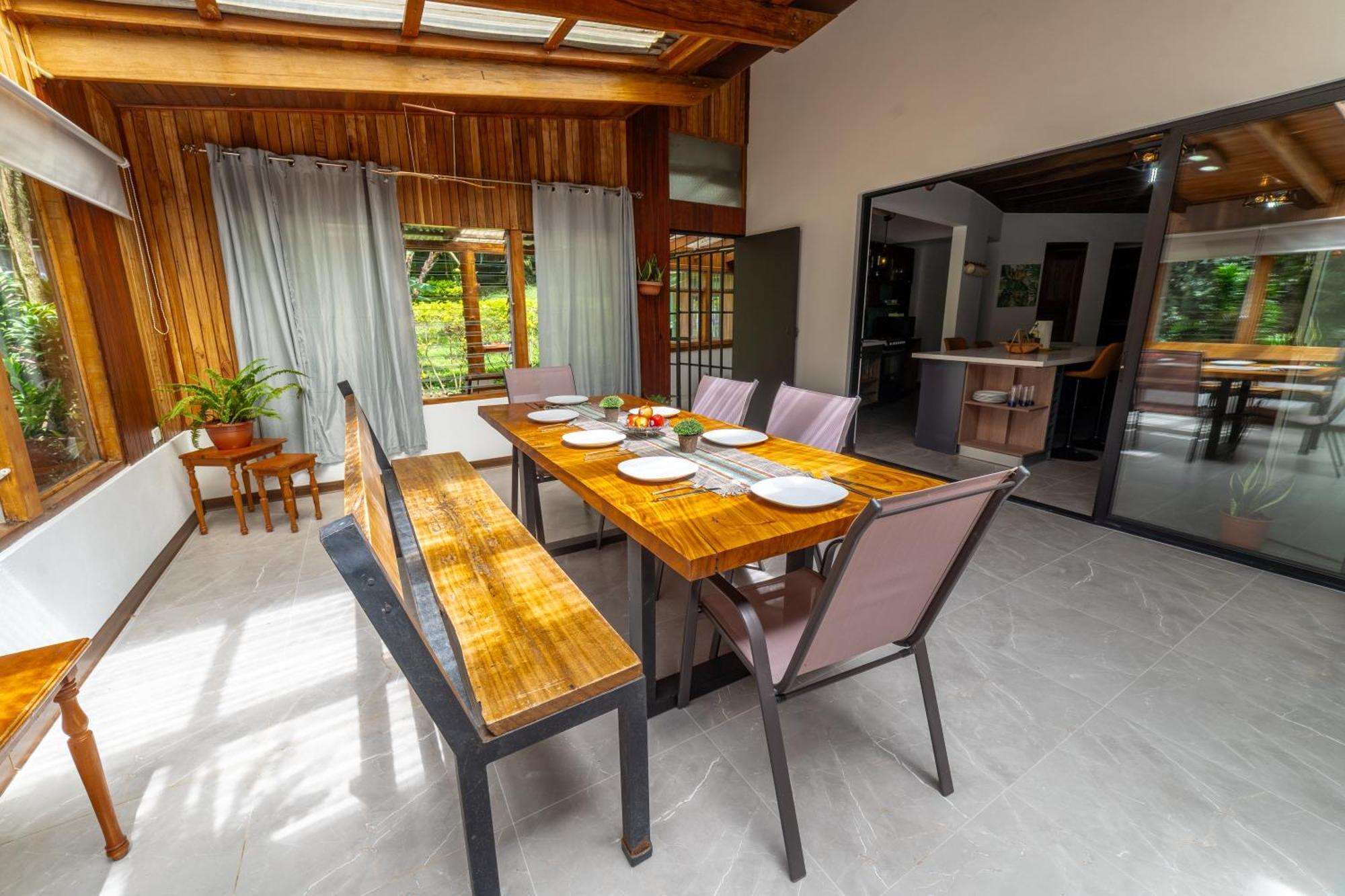 Casa Violeta Home Rentals Monteverde Kültér fotó