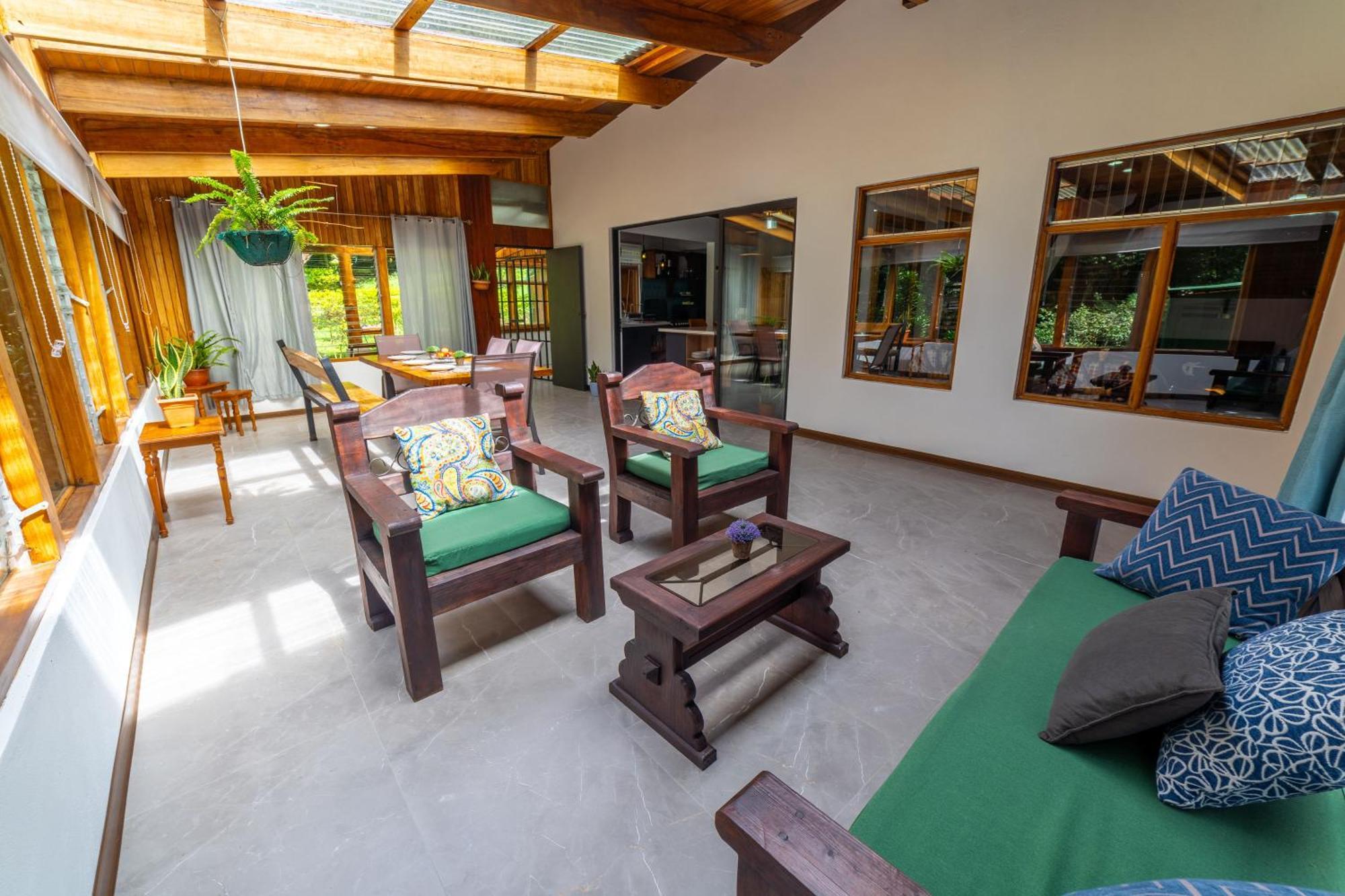 Casa Violeta Home Rentals Monteverde Kültér fotó